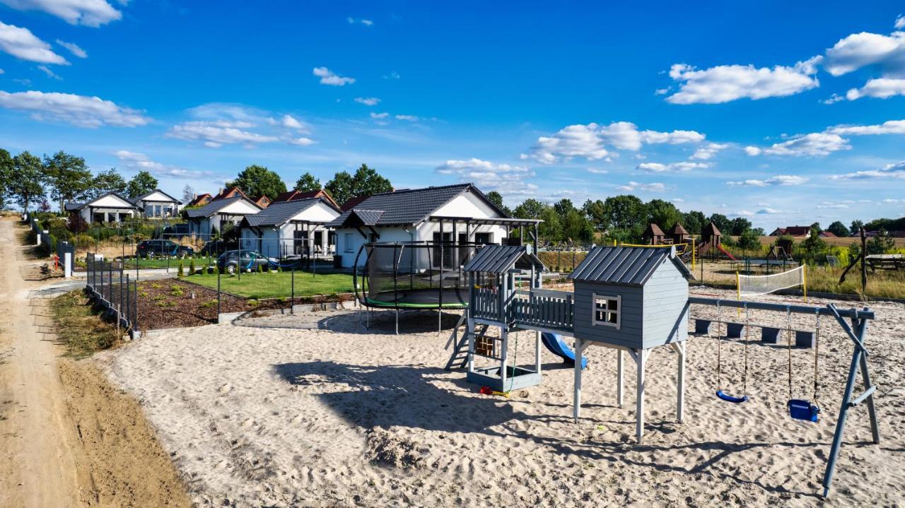 Przystan Lagowek - Domki Letniskowe Exteriör bild