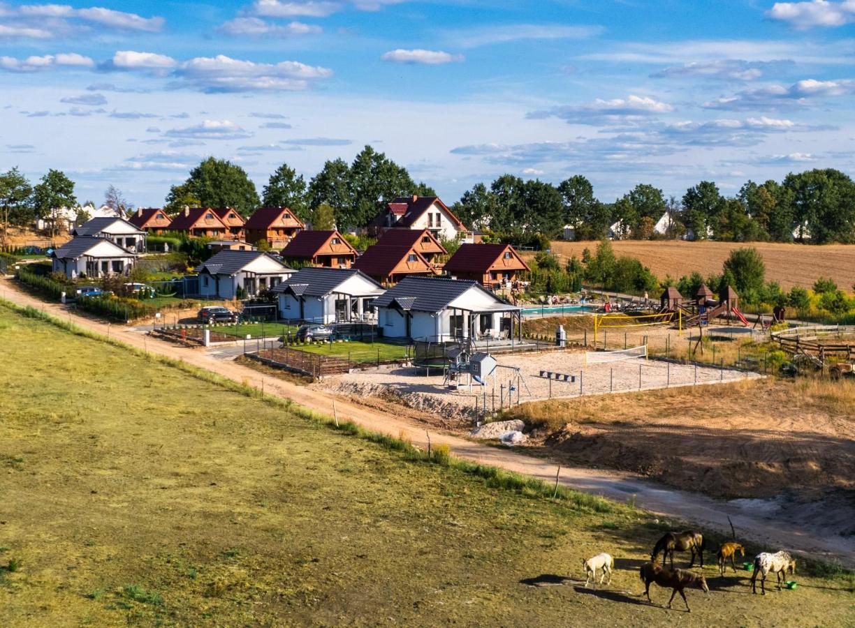 Przystan Lagowek - Domki Letniskowe Exteriör bild