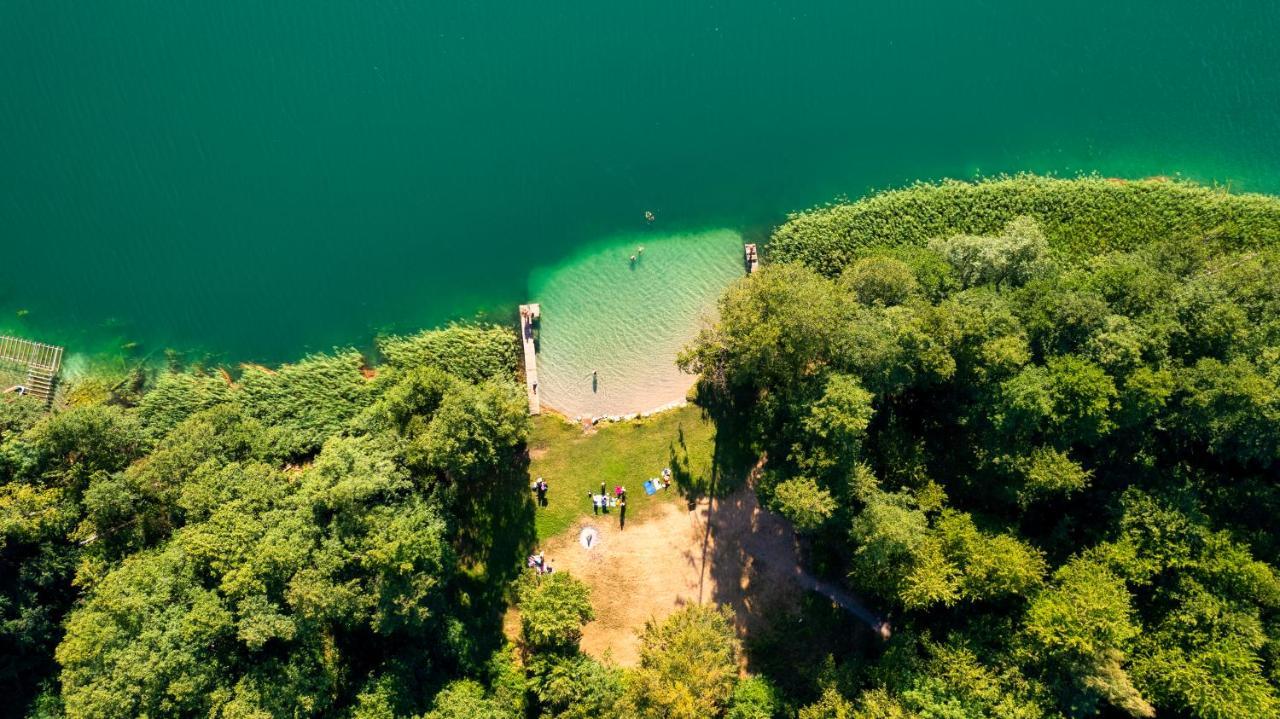Przystan Lagowek - Domki Letniskowe Exteriör bild