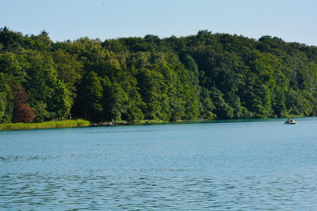 Przystan Lagowek - Domki Letniskowe Exteriör bild
